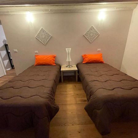 100 Passi Hotell Palermo Exteriör bild