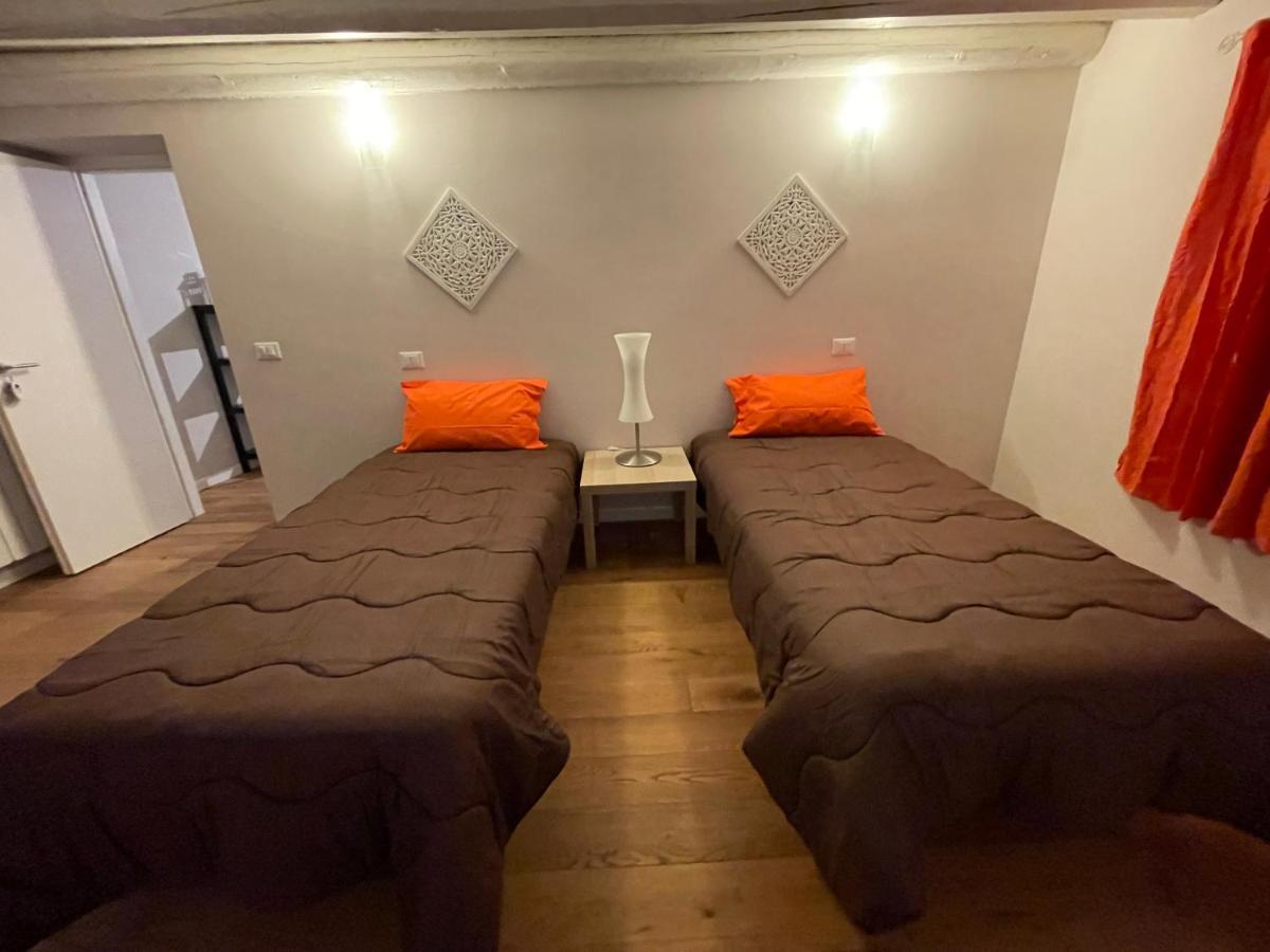 100 Passi Hotell Palermo Exteriör bild